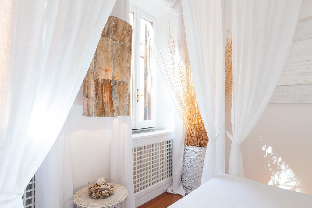 Honey Navona Deluxe Apartment Rome Room photo